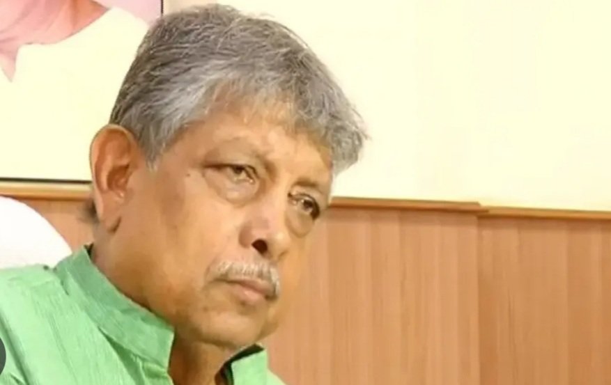 ପ୍ରଫୁଲ୍ଲ ସାମଲଙ୍କ ରାଜନୈତିକ‌ ଭବିଷ୍ୟତ: ଭଦ୍ରକରେ ବାପା ଗଡ଼ ଜଗିଥିବାବେଳେ ଗଡ଼ ଦୋହଲାଇଲେ ଦୁଇ ପୁଅ