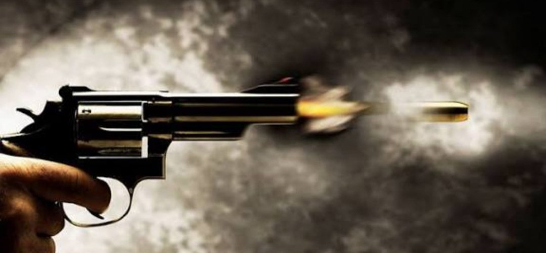 ଛାତ୍ରଙ୍କ ଅଣ୍ଟାରୁ ବନ୍ଧୁକ ଜବତ 