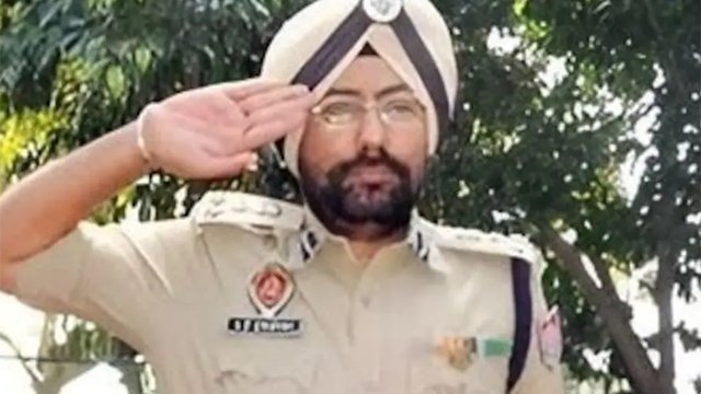 ଆତ୍ମହତ୍ୟା ଉଦ୍ୟମ କଲେ ପୂର୍ବତନ IPS ଅଧିକାରୀ