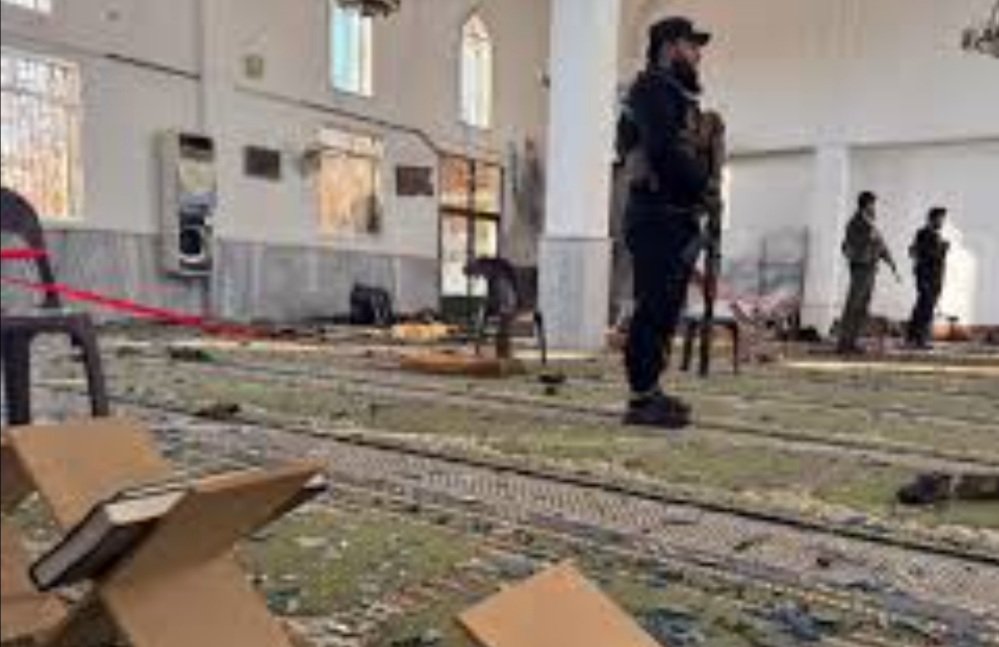 ମସଜିଦରେ ବିସ୍ଫୋରଣ: ପ୍ରାଣ ହରାଇଲେ ୮ ଜଣ 