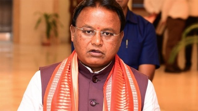 ସିଏମଓ କାର୍ଯ୍ୟାଳୟରେ ନୂଆବର୍ଷ ପାଳନ ମନା