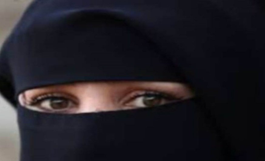 ମୁହଁ ଲୁଚାଇବା ଭଳି କପଡ଼ା ପିନ୍ଧି ବା ମାସ୍କ ଲଗାଇ ସୁନା ଦୋକାନ ଭିତରେ ପଶିବା ମନା