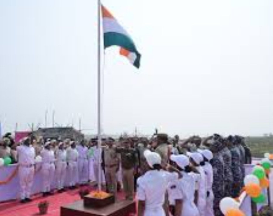 ଜନବସତି ବିହୀନ ଉଡାବାଲି ଦ୍ୱୀପରେ ଜାତୀୟ ପତାକା ଉତ୍ତୋଳନ କାର୍ଯ୍ୟକ୍ରମ