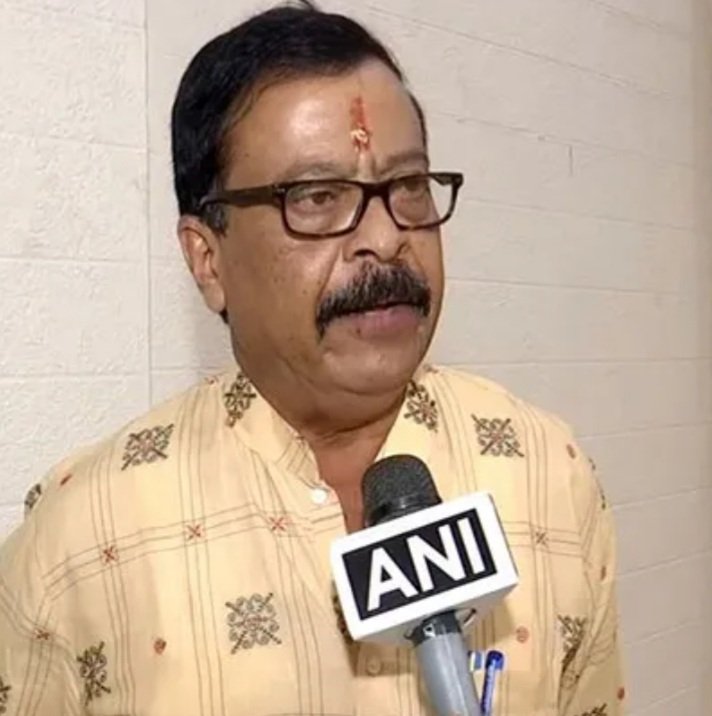  ଏଣିକି ହ୍ଵାଟସଆପରେ ମିଳିବ ୨୪ ଘଣ୍ଟିଆ ରାଜସ୍ୱ ସେବା 