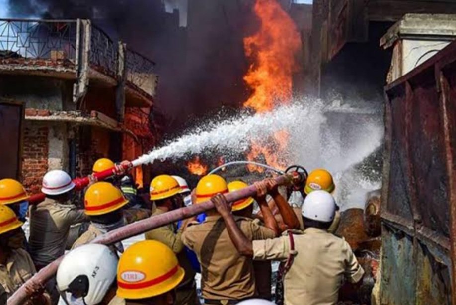 ରାସାୟନିକ କାରଖାନାରେ ଅଗ୍ନିକାଣ୍ଡ: ୮ ଶ୍ରମିକ ମୃତ 