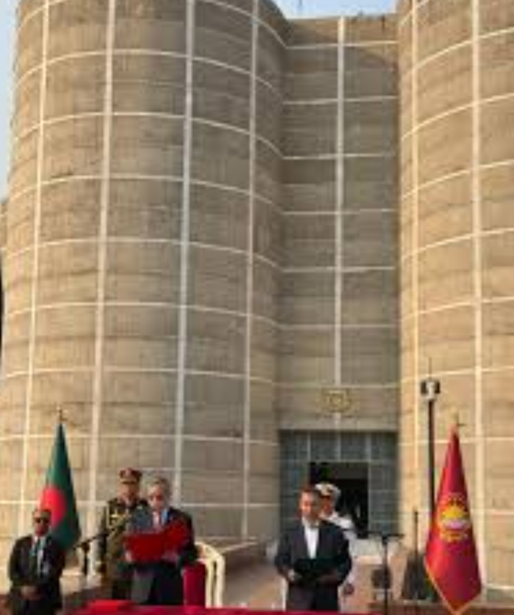  ନୂତନ ପ୍ରଧାନମନ୍ତ୍ରୀ ଭାବେ ଶପଥ ନେଲେ ତାରିକ ରହମାନ