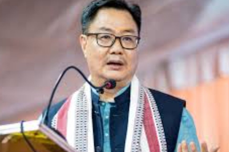 ରାହୁଲ ଗାନ୍ଧୀଙ୍କ ଆଚରଣ ପିଲାଳିଆ ଏବଂ ଦାୟିତ୍ୱହୀନ: କିରଣ ରିଜିଜୁ