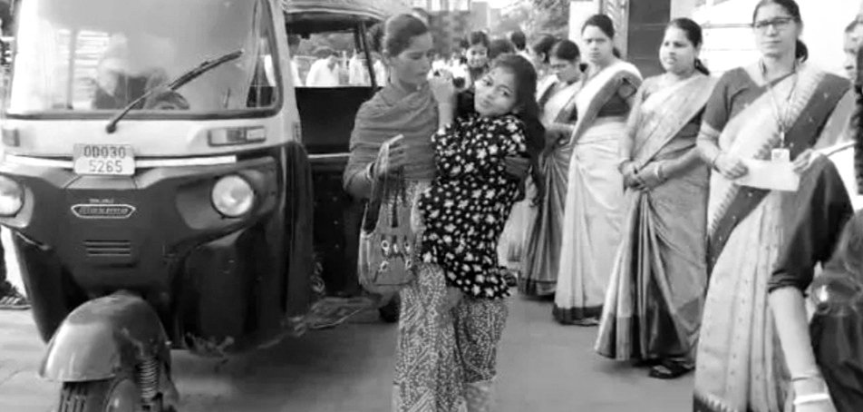 ୩ ଦିବ୍ୟାଙ୍ଗ ଛାତ୍ରଛାତ୍ରୀ ଦେଲେ ମାଟ୍ରିକ ପରୀକ୍ଷା 