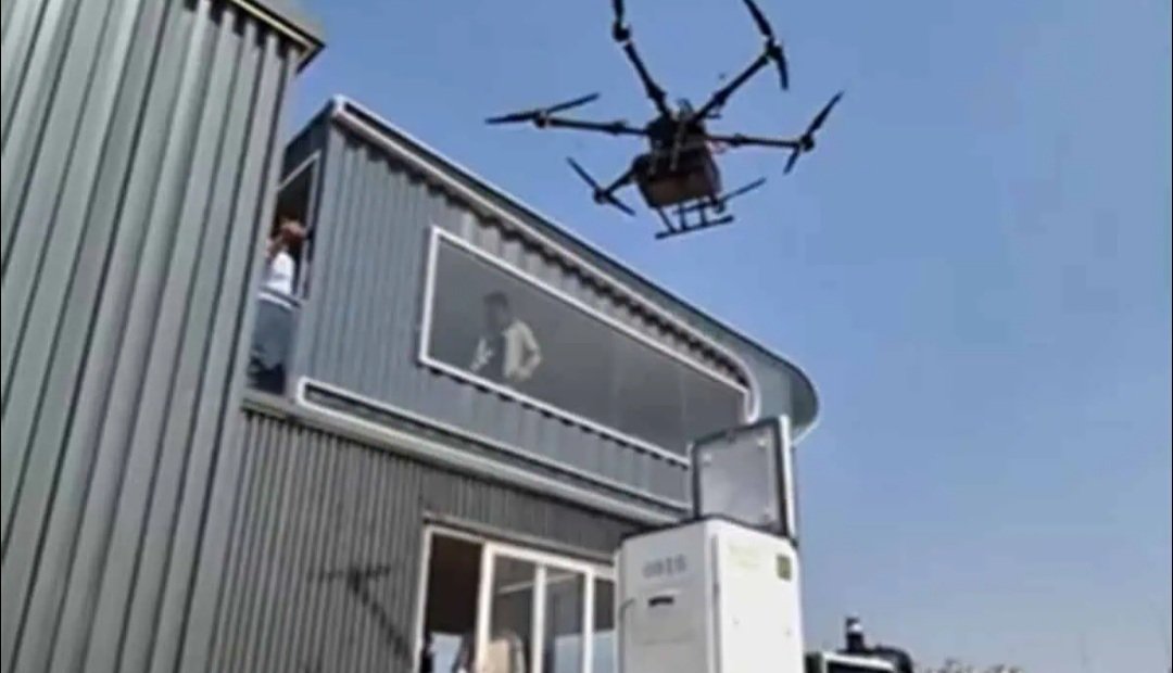 ଘରେ ଘରେ ଡେଲିଭରି କରୁଛି ଏଆଇ ରୋବୋଟ୍