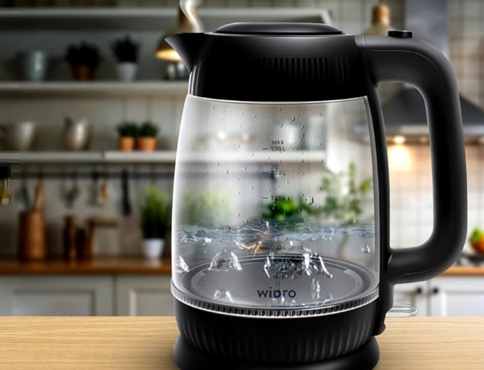 ଖାଲି ପେଟରେ ଉଷୁମ ପାଣି ପିଇଲେ ମିଳେ ଏହିସବୁ ଲାଭ