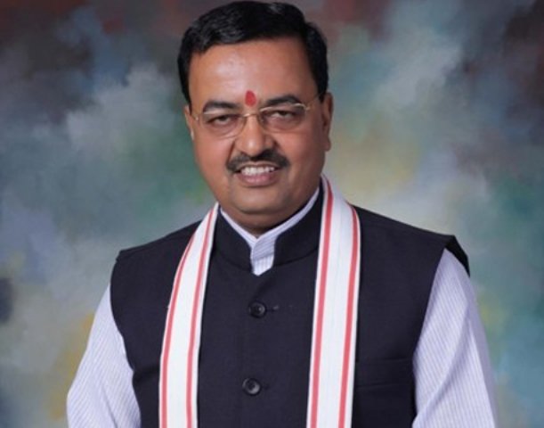 ଲକ୍ଷ୍ନୌରେ ଏମରଜେନ୍ସି ଲ୍ୟାଣ୍ଡିଂ କଲା ୟୁପି ଡେପୁଟି ସିଏମ୍ ଙ୍କ  ହେଲିକପ୍ଟର