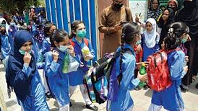 ଯୁଦ୍ଧ ଯୋଗୁଁ ପାକିସ୍ତାନରେ ସ୍କୁଲ ଦୁଇ ସପ୍ତାହ ପାଇଁ ବନ୍ଦ