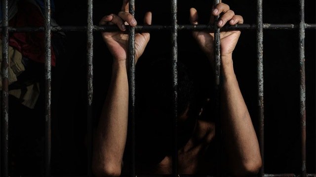 ବିଚାରାଧୀନ କଏଦୀଙ୍କ ଝୁଲନ୍ତା ମୃତଦେହ ଉଦ୍ଧାର