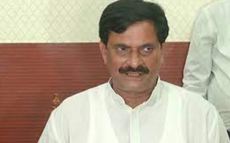 ମନ୍ତ୍ରୀଙ୍କ ଘର ଆଗରେ ଆତ୍ମାହୁତି ଉଦ୍ୟମ