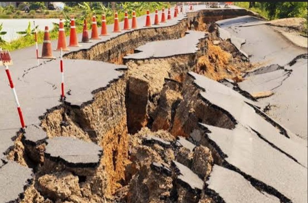 ଶକ୍ତିଶାଳୀ ଭୂକମ୍ପ ଝଟ୍‌କା: ଥରିଲା ଜାପାନ 