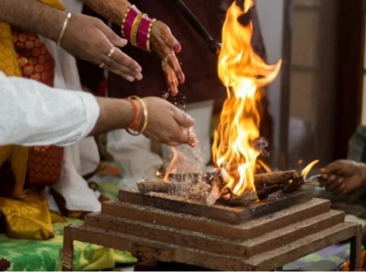 ହୋମ କରିବା ସମୟରେ କାହିଁକି କୁହାଯାଇଥାଏ ‘ସ୍ୱାହା’, ଜାଣନ୍ତୁ...