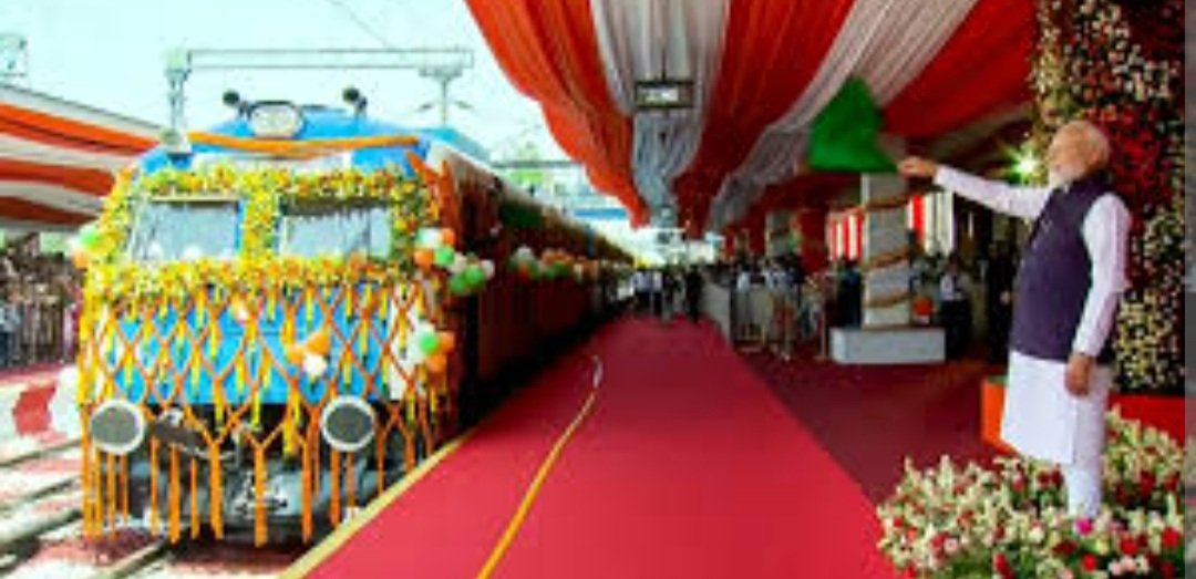 ଭାରତର ପ୍ରଥମ ହାଇଡ୍ରୋଜେନ୍ ଚାଳିତ ଟ୍ରେନ ଶୁଭାରମ୍ଭ କଲେ ମୋଦୀ 