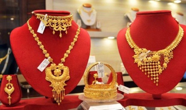 ସୁନା ଦରରେ ବଡ଼ ଧରଣର ହ୍ରାସ