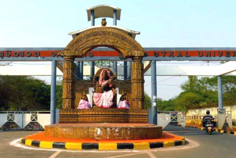  ଉତ୍କଳ ବିଶ୍ୱବିଦ୍ୟାଳୟ ପ୍ରଶ୍ନପତ୍ର ଲିକ୍, ପରୀକ୍ଷା ପୂର୍ବଦିନ ଆସିଯାଉଛି ସବୁ ବିଷୟର ପ୍ରଶ୍ନପତ୍ର