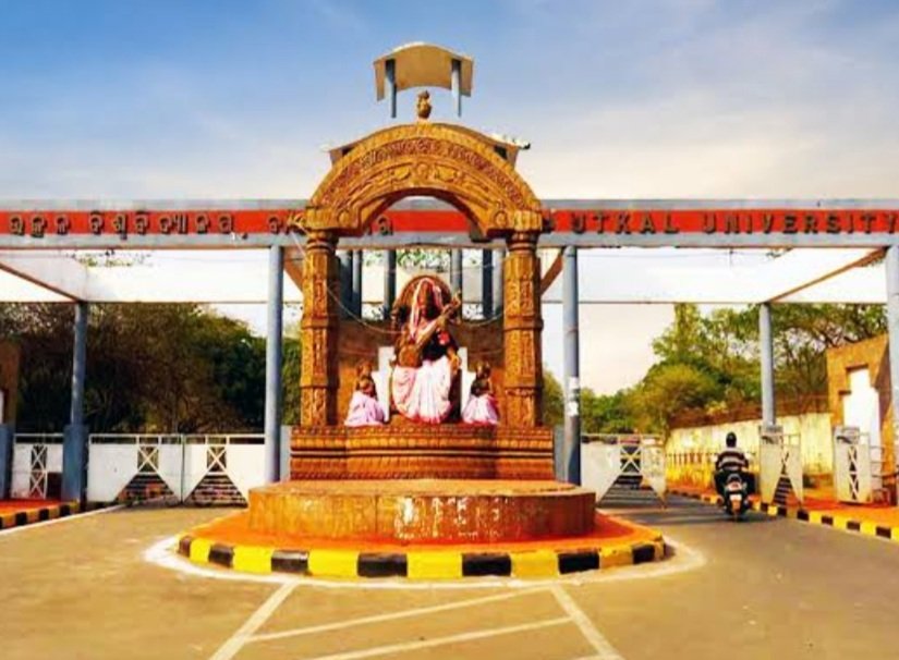 ବାଣୀବିହାର କ୍ୟାମ୍ପସରେ ଉଡ଼ିଲା ଚେୟାର 