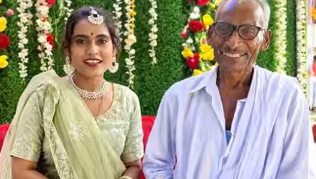 ୭୫ ବର୍ଷ ବୃଦ୍ଧଙ୍କ ସହ ନିର୍ବନ୍ଧ କଲେ ୩୦ ବର୍ଷୀୟ ବ୍ଲଗର
