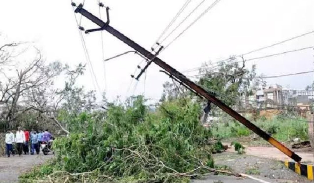 'ଅର୍ଣ୍ଣବ’: ଛତ୍ରପୁର ଅଞ୍ଚଳରେ ଦୁଇଦିନ ଲଗାଣ ବର୍ଷା ସାଙ୍ଗକୁ ପବନ ଜାରି