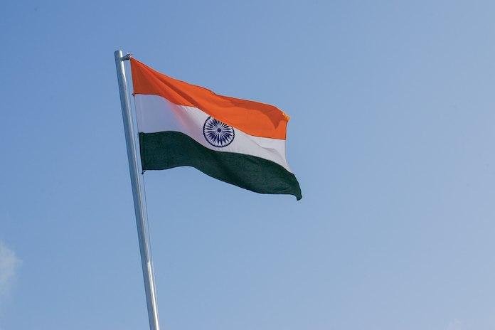 କେଉଁଠାରେ କିଏ ପତାକା ଉତୋଳନ କରିବେ ଜାଣନ୍ତୁ?