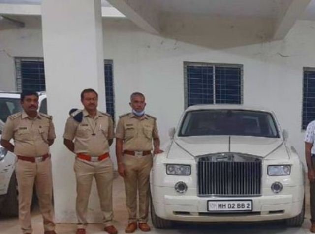 ବିଗ୍ ବି ଙ୍କ Rolls Royce କାର୍ ସିଜ୍ କଲା ପରିବହନ ବିଭାଗ, କାହିଁକି ଜାଣନ୍ତୁ ...