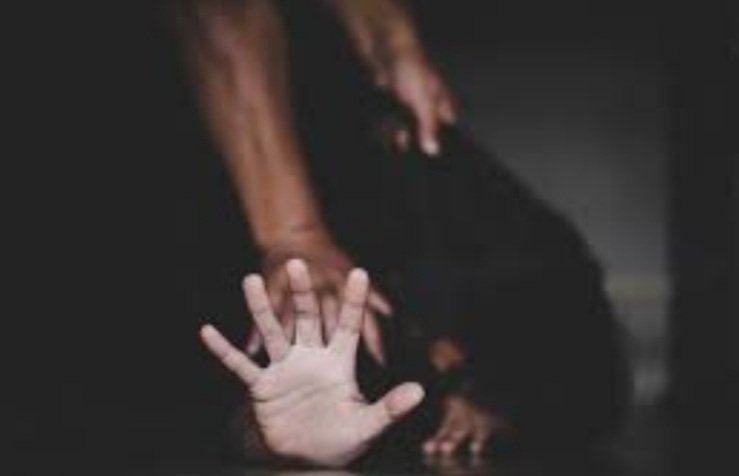 ହାତ ଗୋଡ଼ ବାନ୍ଧି ନାବାଳିକାକୁ ଦୁଷ୍କର୍ମ