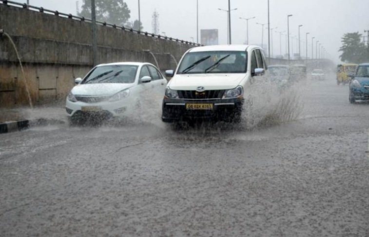 ଲଘୁଚାପ: ପବନ ସହ ଅଧିକ ବର୍ଷିବ