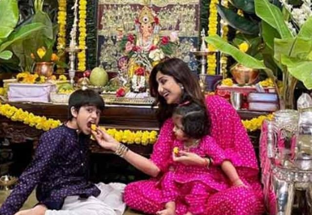 ରାଜଙ୍କ ବିନା ଗଣପତି ପୂଜା କଲେ ଶିଳ୍ପା