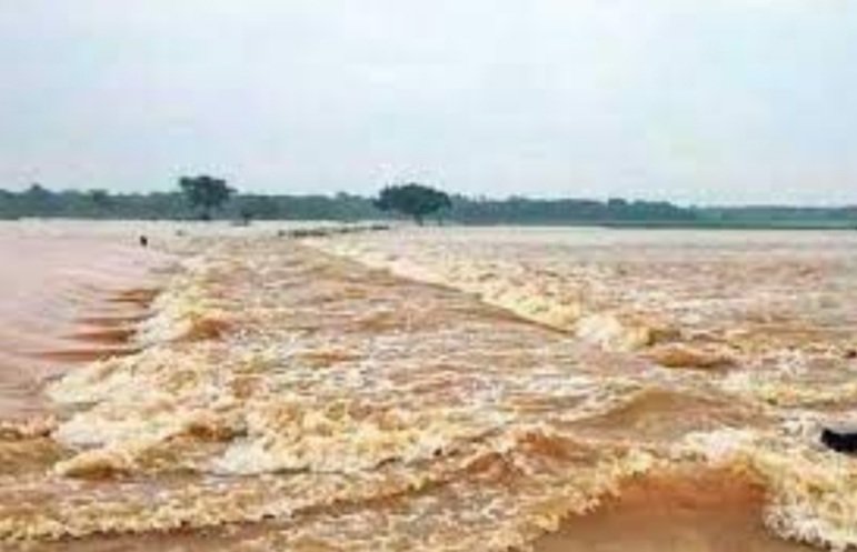ଲଗାଣ ବର୍ଷାରେ ସ୍ଥିତି ବେହାଲ, ବିପଦ ସଙ୍କେତ ଉପରେ ବ୍ରାହ୍ମଣୀ, ବୈତରଣୀ