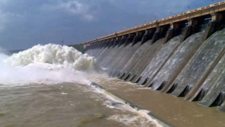 ବୃଦ୍ଧି ପାଉଛି ହୀରାକୁଦ ଜଳଭଣ୍ଡାରର ଜଳସ୍ତର , ଆସିପାରେ ଏହି ଜିଲ୍ଲା ଗୁଡିକରେ ବନ୍ୟା