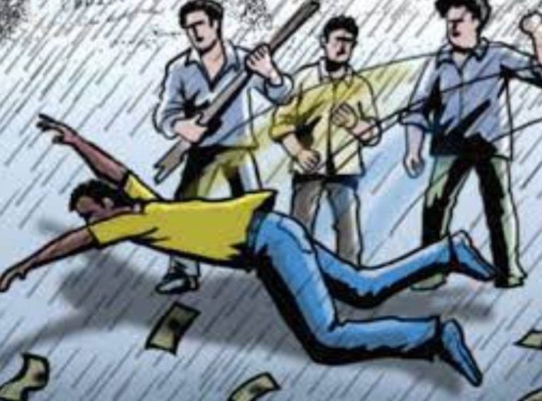 ଗୁଣି ସନ୍ଦେହରେ ୩ ଭାଇଙ୍କୁ ପିଟିଲେ