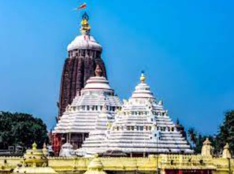 ମନ୍ଦିର ଦର୍ଶନ ପରେ କିଛି ସମୟ ବେଢାରେ ବସି ଏହି ପ୍ରାର୍ଥନା କରନ୍ତୁ, ମିଳିବ ମୋକ୍ଷ ପ୍ରାପ୍ତି