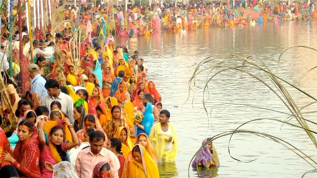 ଛଟ୍ ପୂଜାରେ ଲାଗିଲା କୋଭିଡ୍ କଟକଣା