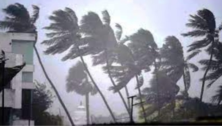 ବାତ୍ୟା : ୯୫ଟି ମେଲ୍‌ ଓ ଏକ୍ସପ୍ରେସ୍‌ ବାତିଲ