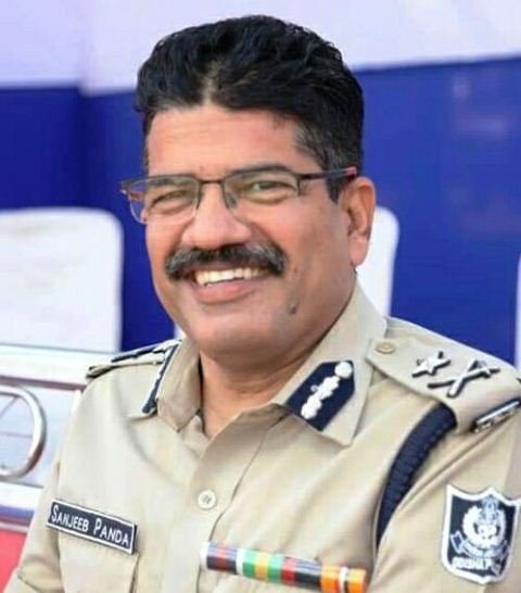 ଏଡିଜିଙ୍କୁ ଟାର୍ଗେଟ କଲା ସାଇବର ଠକ, ଅସୁସ୍ଥ ବାହାନା କରି ମାଗିଲା ୯୮ ହଜାର ଟଙ୍କା