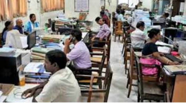 ୫୦ ପ୍ରତିଶତ କର୍ମଚାରୀଙ୍କୁ ନେଇ କାର୍ୟ୍ୟ କରିବାକୁ ନିର୍ଦ୍ଦେଶନାମା ଜାରି