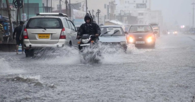 ୧୫ ଯାଏ ଲାଗି ରହିବ ବର୍ଷା